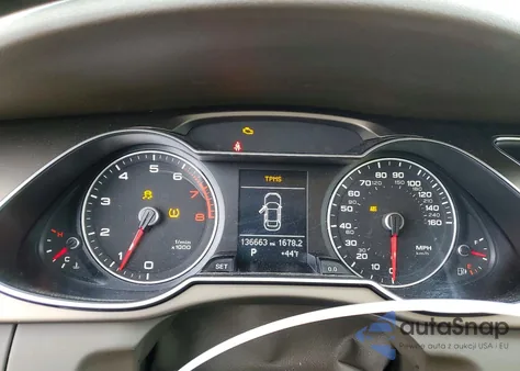 2013 Audi A4 Premium z USA, uszkodzony, nr VIN WAUBFAFL8DN018847